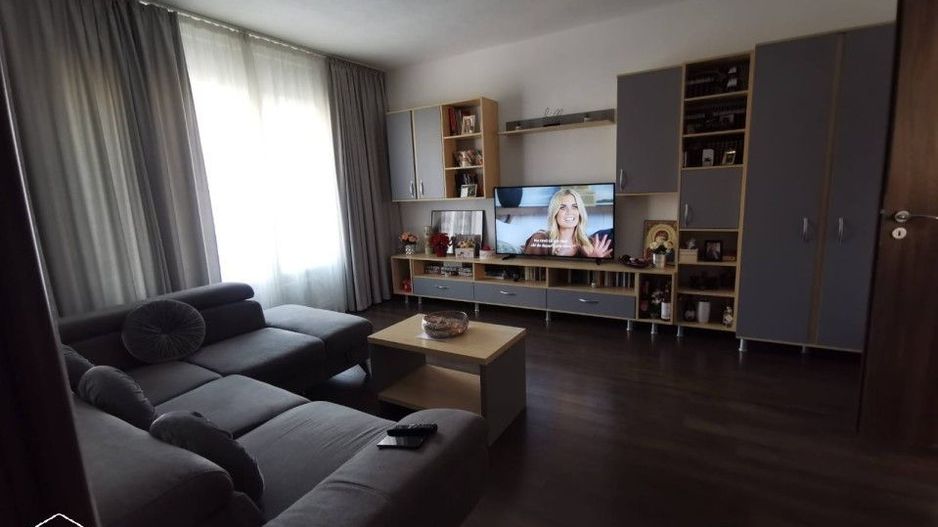 Apartament 3 camere, in Centrul Istoric al Timisoarei - Poză 1