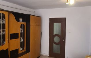 Garsonieră 32 mp, modificata in 2 incaperi – Motorului, etaj 1