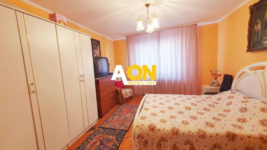 Casa 4 camere, 2 bai, 86 mp utili, renovata, zona Lipoveni - Poză 3