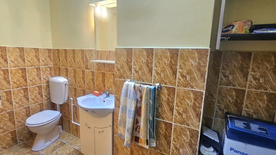 Spatiu comercial de inchiriat – 2 camere, 33 mp,  zona Port - Poză 3