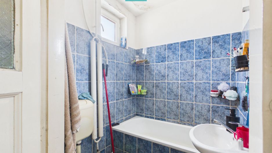 Apartament 2 camere Strada Borsecului etaj 4 35mp. - Poză 8