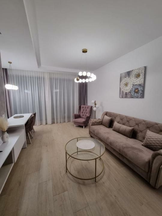 Apartament 2 camere de închiriat – VEDERE FRONTALA LA LAC/ Termen Lung - Poză 1