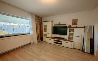 Casa 4 camere, cartier Izvor, oras Brasov - Poză 1