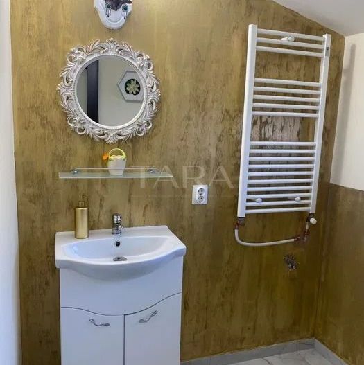 Casa cu 3 camere de vanzare in Dambul Rotund - Poză 5