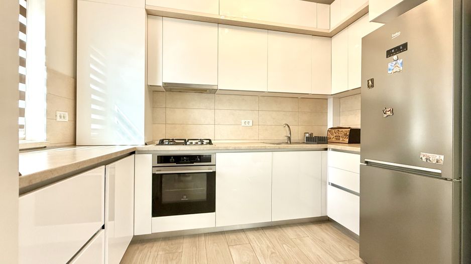 De închiriat apartament 3 camere cu gradină în Dumbrăvița - Poză 6