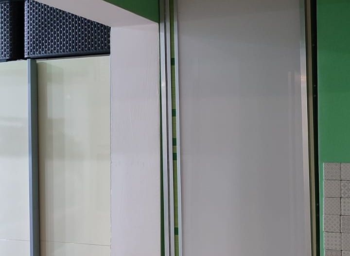 APARTAMENT MODERN DECOMANDAT BLOC 1984 ETAJ 1 CRANGASI - Poză 3