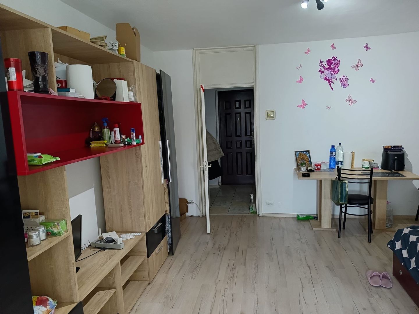 Garsoniera zona Titan -  Piata MInis - Poză 1