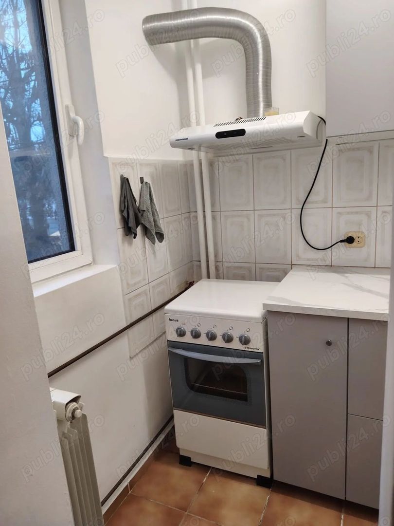 Garsonieră Etaj 1 – 7 min Metrou Favorit – Stare Excelentă - Poză 6