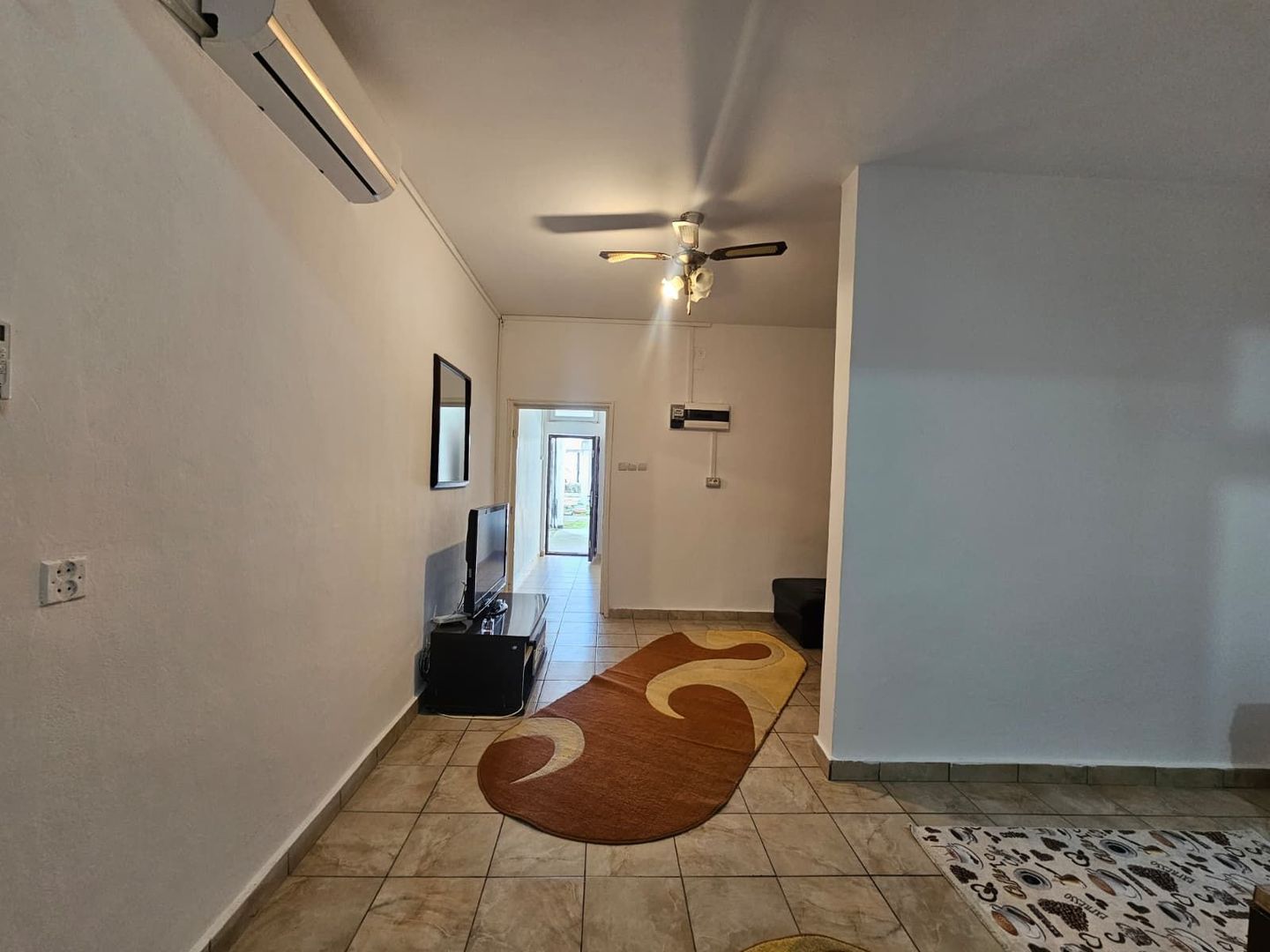 Apartament de vanzare cu 2 camere Eforie Sud aproape de mare - Poză 2