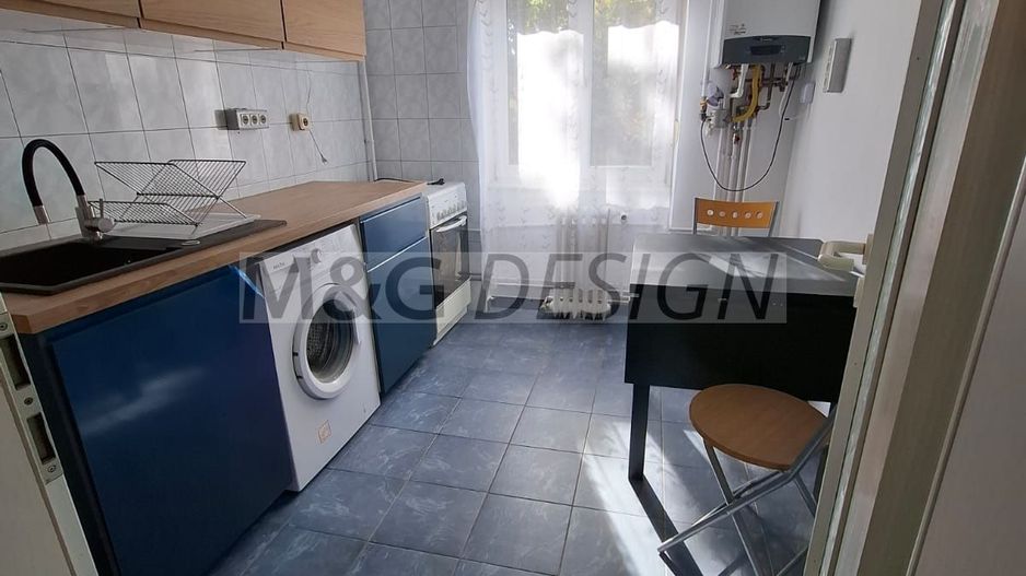 Medicina, etaj 3, CENTRALA, renovat recent - Poză 17