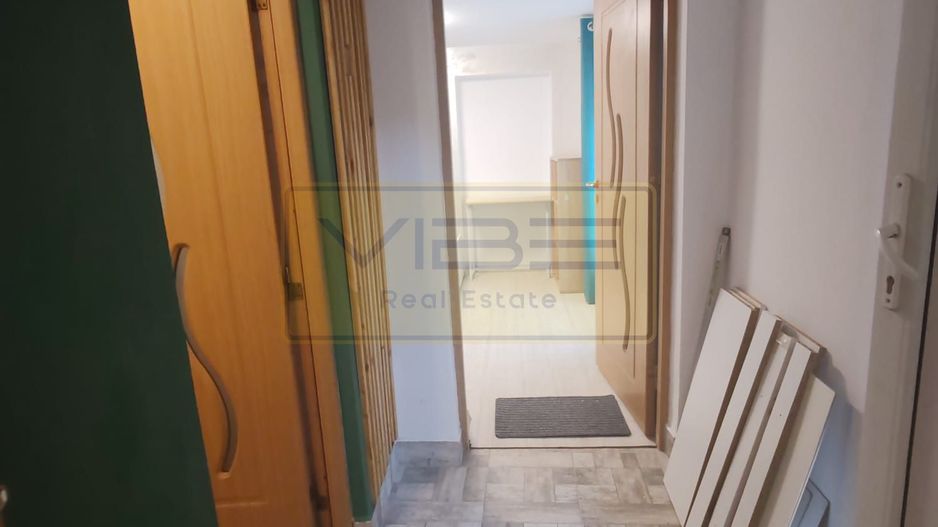 Apartament decomandat 1 Camera -Tg Cucu - Poză 9