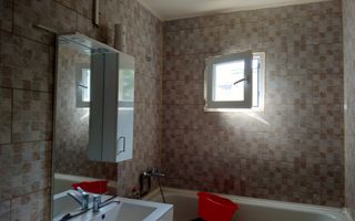 Apartament cu 3 camere de vânzare, in centrul Apahidei. - Poză 5