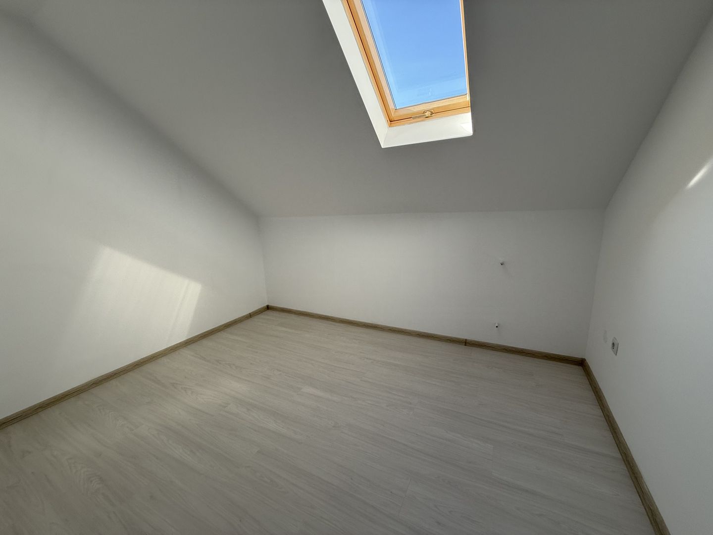 Apartament 105 mp | Zona Putnei | Renovat Complet - Poză 5