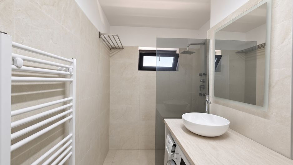 3 camere  langa plaja cu parcare | terasa si vedere la mare - Poză 7