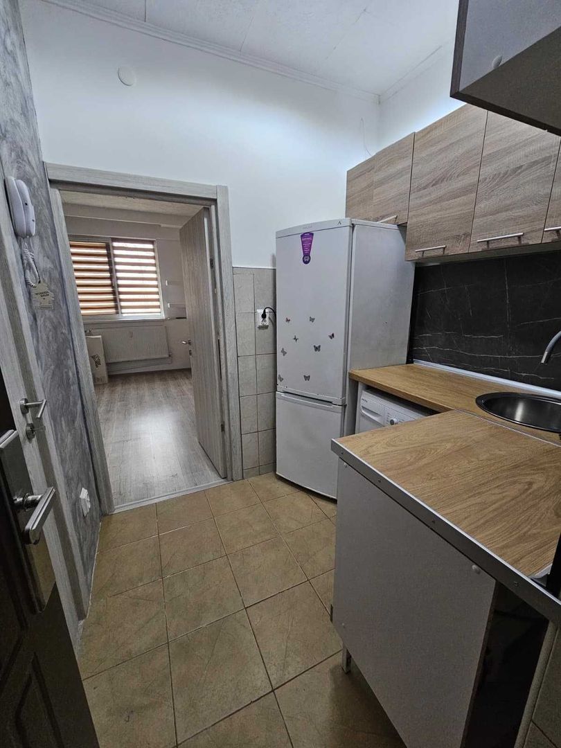 Garsoniera gata de mutare Bd. Iuliu Maniu, 5 min metrou Preciziei - Poză 1