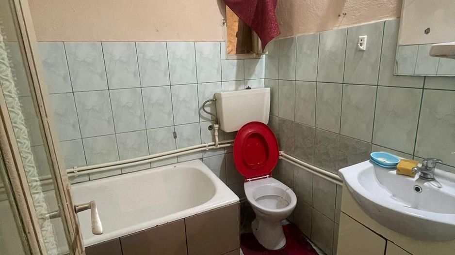 Apartament situat la casa de inchiriat cu 2 camere in Alba Iulia - Poză 4