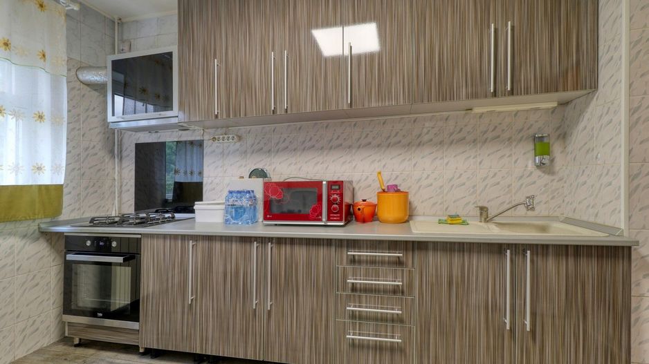 SUPER PRET!-  Apartament 4 camere + boxa si parcare - Comision 0% - Poză 12