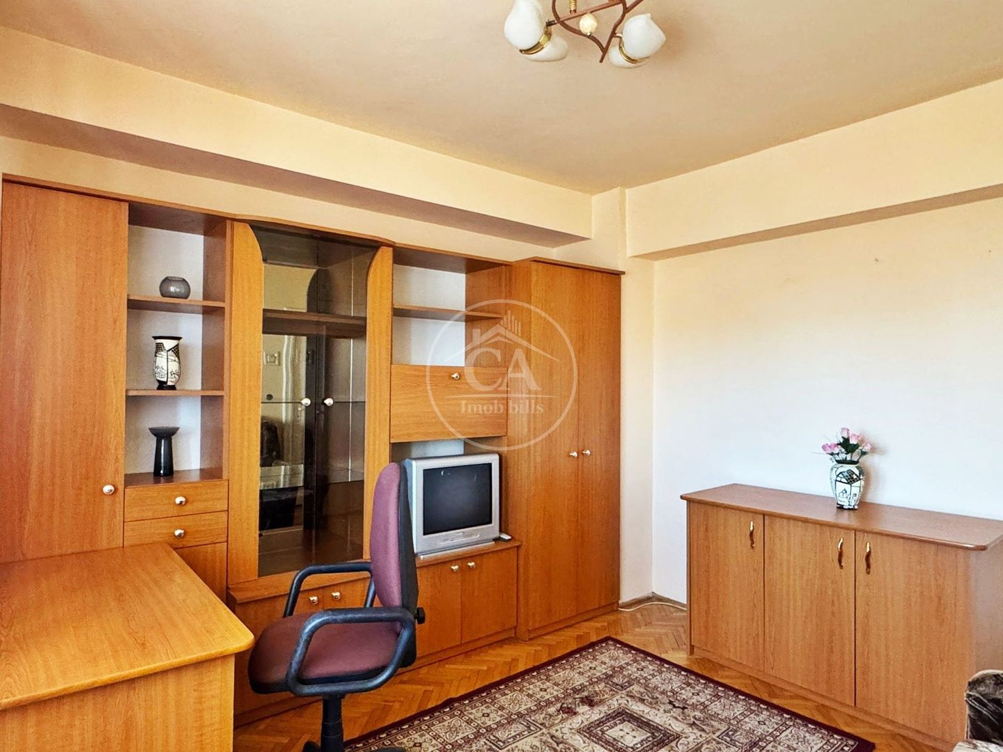Apartament de închiriat cu 4 camere în zona Decebal, Oradea - Poză 5