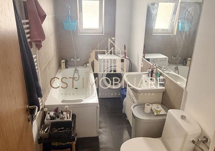 De vânzare apartament cu 2 camere - Poză 3