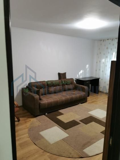 Apartament 2 camere decomandat în Nicolina - Poză 2