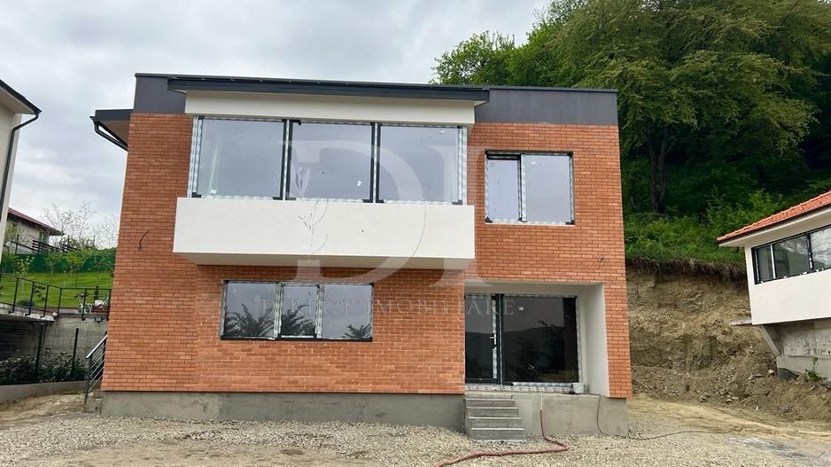 Casa individuala 220 mp /  curte libera de 581 mp / Zona Tautiului - Poză 5