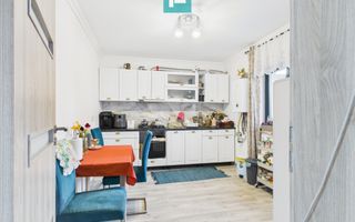 Casă cu 3 camere, P+1–Giarmata - Poză 5