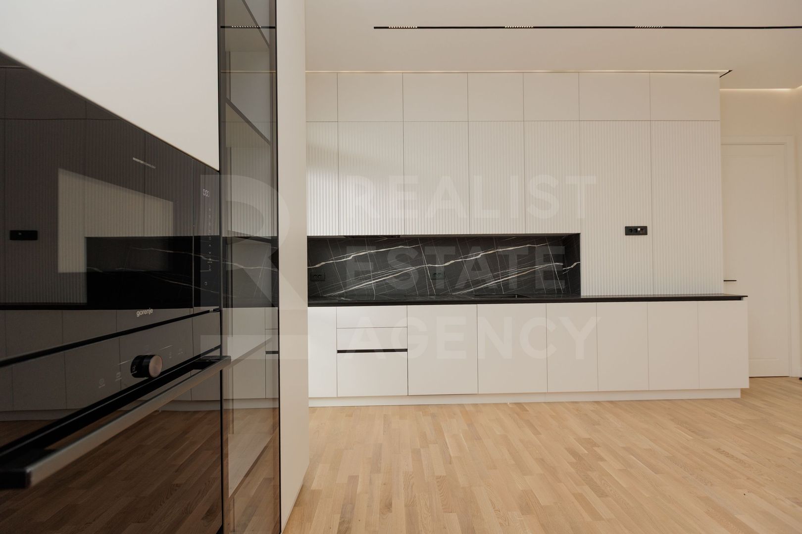 Vânzare, apartament, 2 camere, strada Mihai Eminescu, Centru - Poză 1