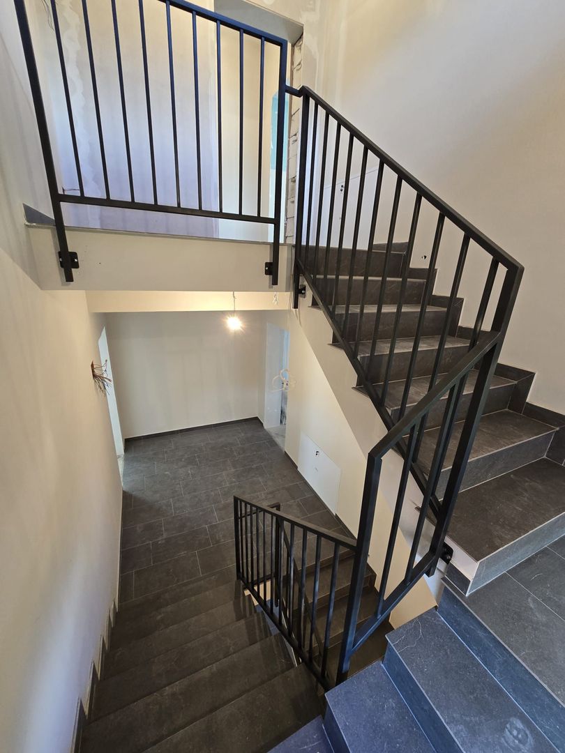 Apartament cu 4 camere 125 mp (4 garsoniere) la cheie + 60 mp pod - Busteni - Poză 14