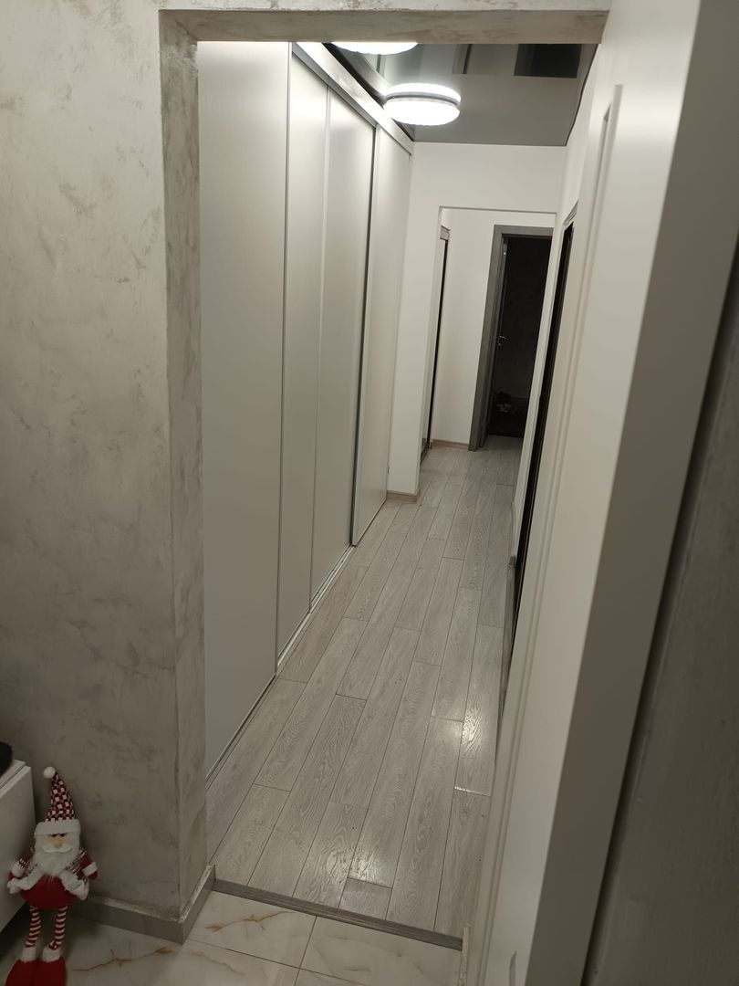 Apartament renovat 2 camere Dec 52 mp Tatarasi 93900 euro - Poză 8