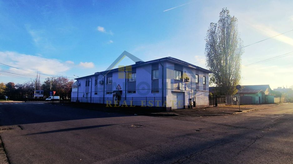 Casă + Spațiu Comercial - Str.Strandului - 200 mp Utili - Trifazic - Poză 7