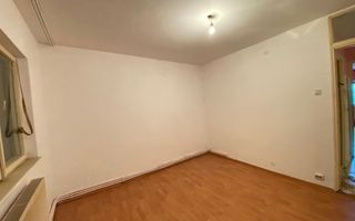 Apartament cu 2 camere decomandat, zona Catedralei - Poză 2