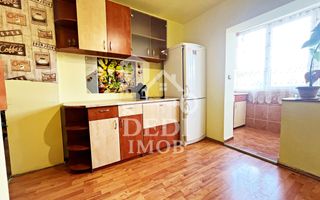 Apartament cu 3 camere de inchiriat, zona Rogerius, Oradea - Poză 5