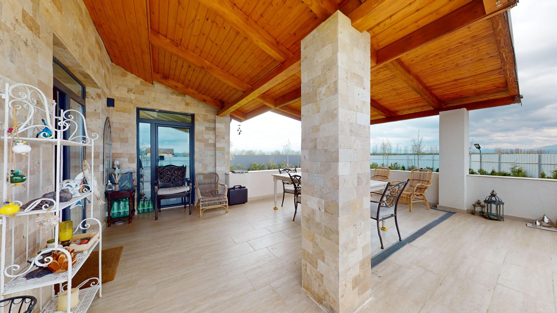 Casa individuala la 16 km de Brasov - Poză 2