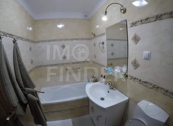 Vanzare apartament lux 2 camere zona centrala - Poză 9