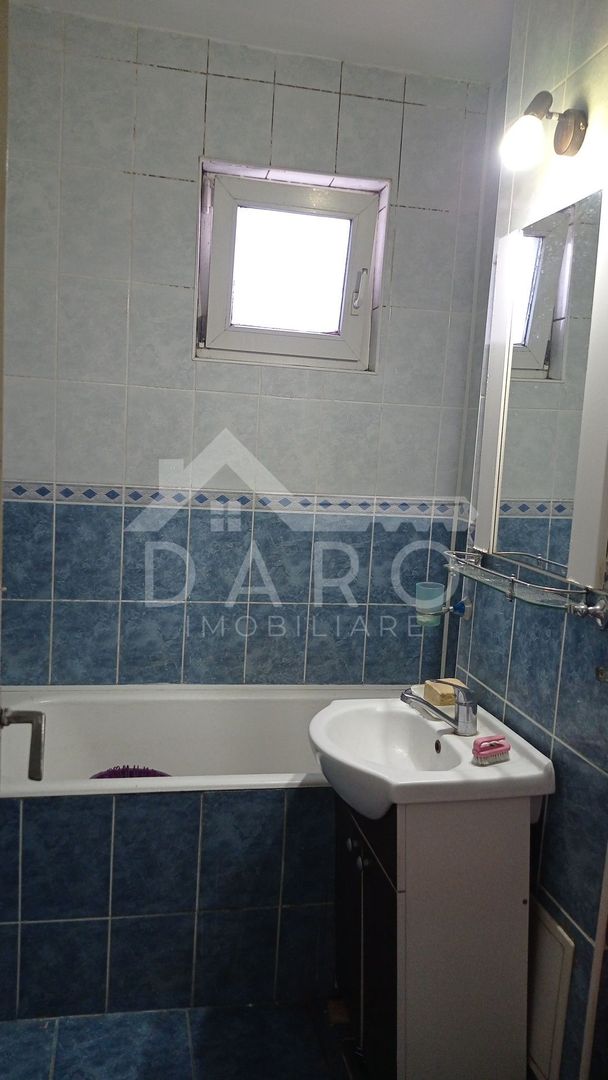 Vând apartament 3 camere - Poză 6