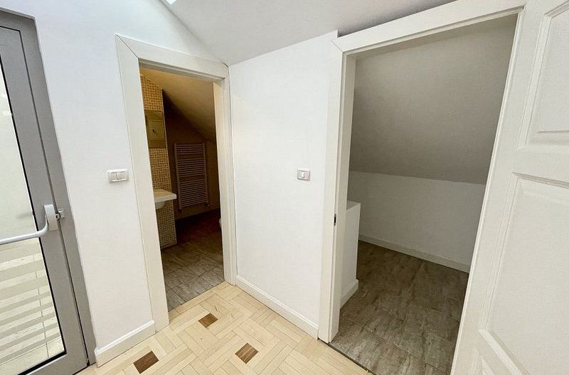 Mansardă cochetă în Piața Unirii - Poză 14