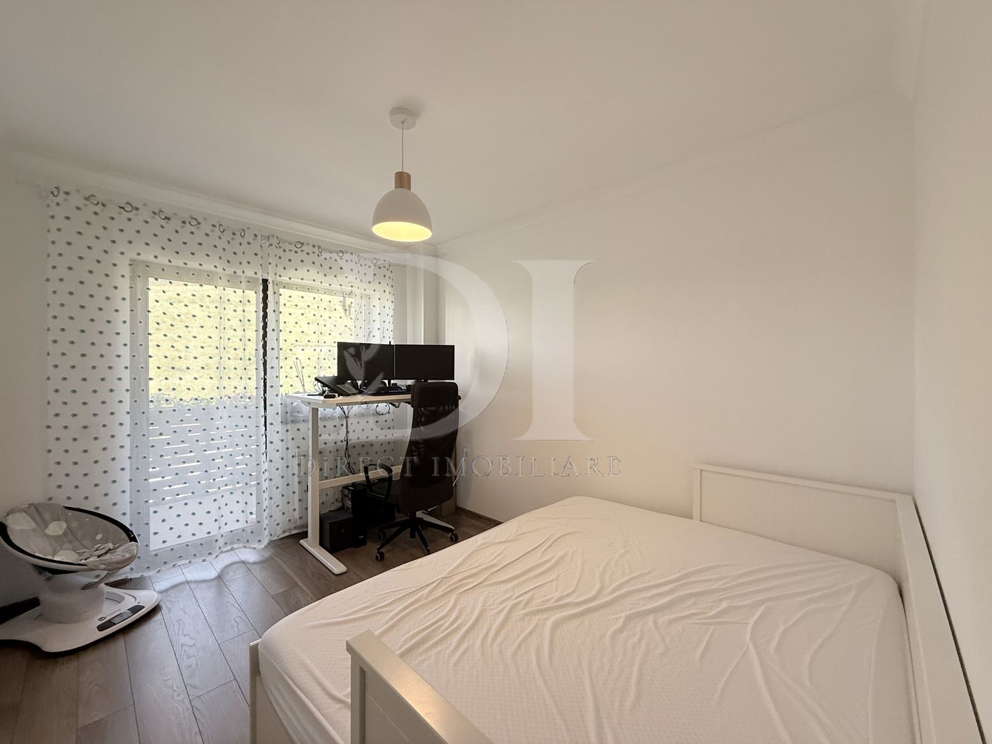 Apartament la cheie / etaj intermediar / Zona Eroilor - Poză 9