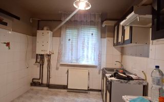 Apartament cu 2 camere - zona Circumvalatiunii - Poză 7