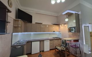 Apartament 3 camere la vila de închiriat - Poză 2