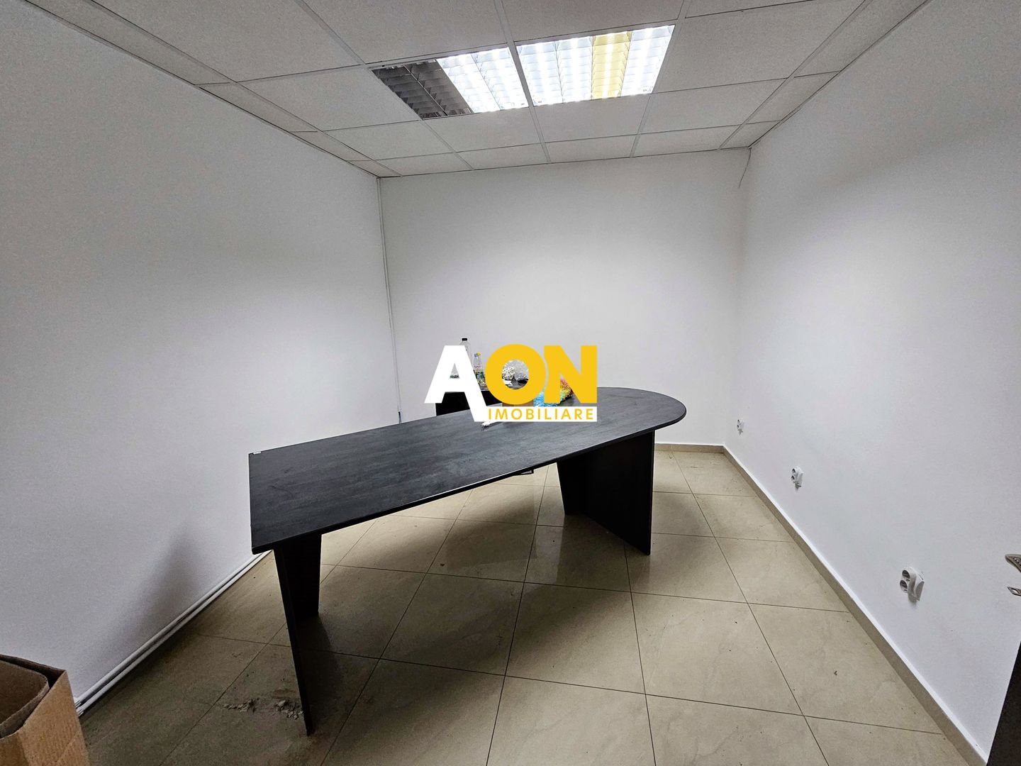 Spatiu comercial cu expunere stradala, 115 mp utili, str. V. Goldis - Poză 13