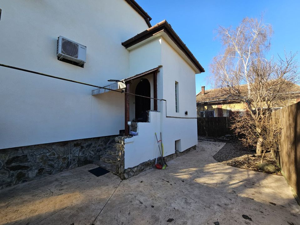 Casa mare, solida, Timisoara, D+P, 5 camere, 2 bai, Zona Lipovei - Poză 18