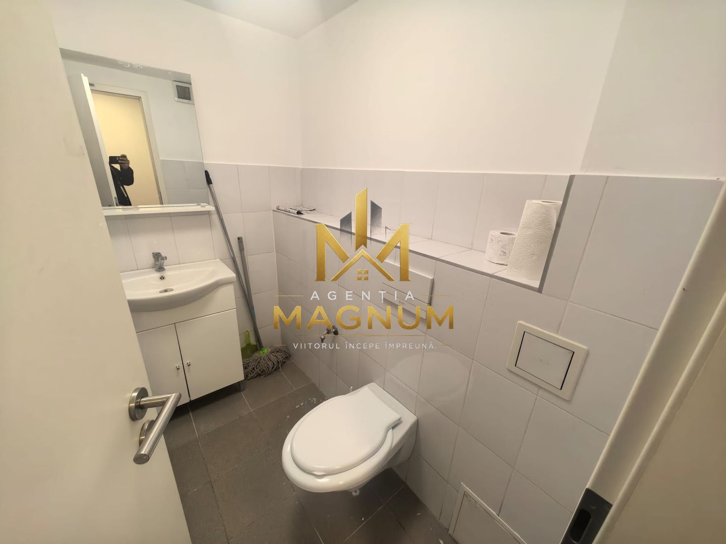 Spațiu comercial renovat, vitrină 10 m, bulevard principal, parter - Poză 9