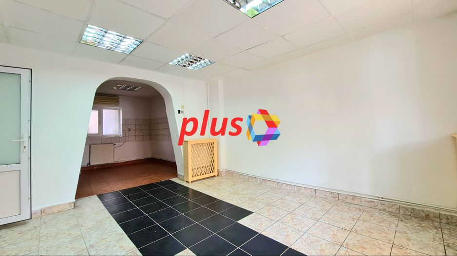 Spatiu comercial de închiriat Brasov - 40 mp # plus-imo.ro - Poză 2