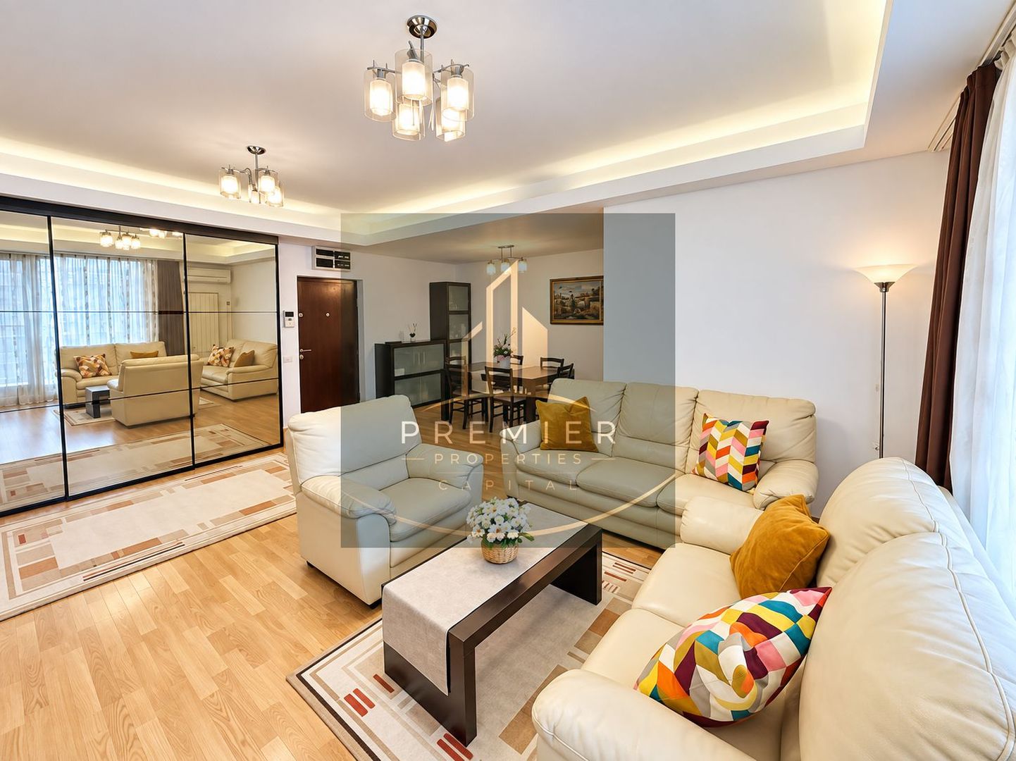 Apartament 4 camere renovat | North Area Lake View | 2 parcări - Poză 1