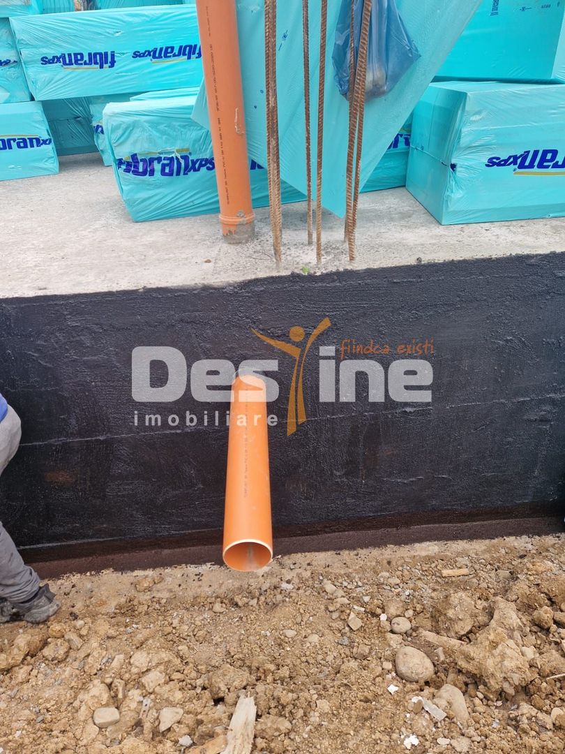 Teren 1000 mp cu proiect de casă, cu fundație turnată și utilități - Poză 16