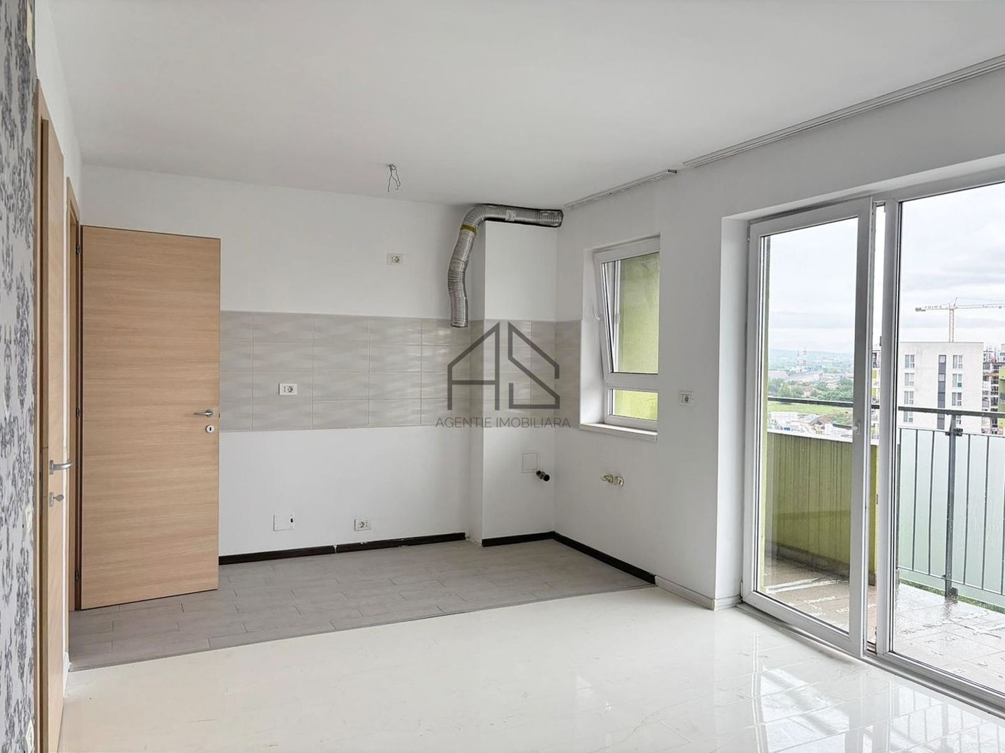 De vânzare | Apartament 3 camere cu panoramă | Prima Nufărul - Poză 1