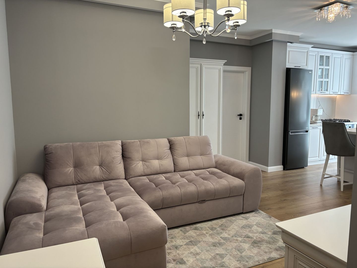 Apartament  Take Ionescu -Vivalia cu parcare subterana - Poză 5