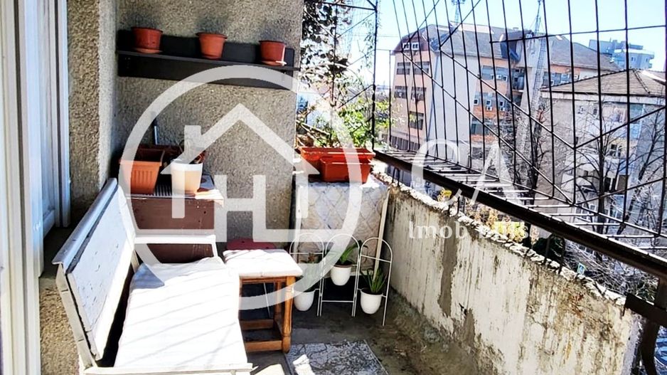 Apartament 3 camere de vânzare- Zona Centrală - Poză 7