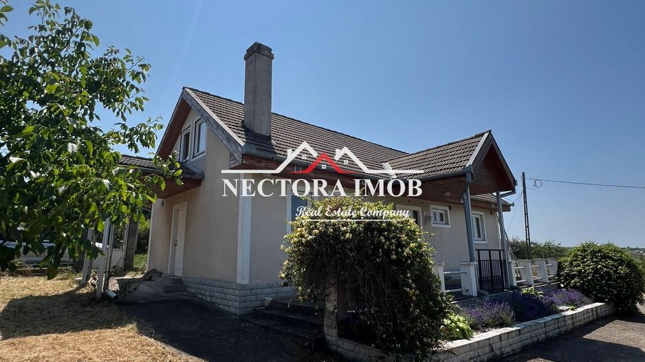 EXCLUSIVITATE-Casa 170 mp cu teren 1350 mp,Zona DEALURI Str. Izvorului - Poză 2