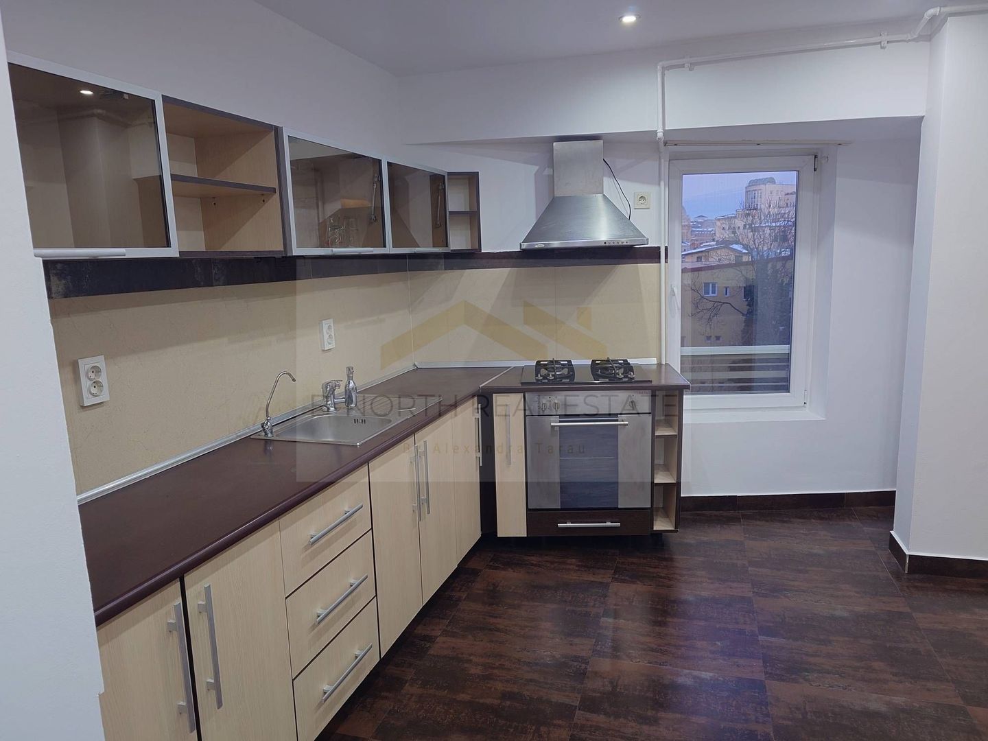 Apartament 4 camere de închiriat Bulevardul Libertății – 100 mp | decomandat - Poză 5